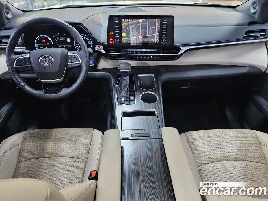Toyota Sienna 2021 2.5 вариатор, фото 14
