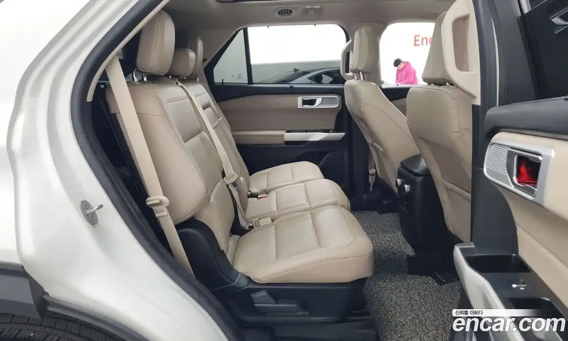 Ford Explorer 2022 2.3 автомат (гидро), фото 11