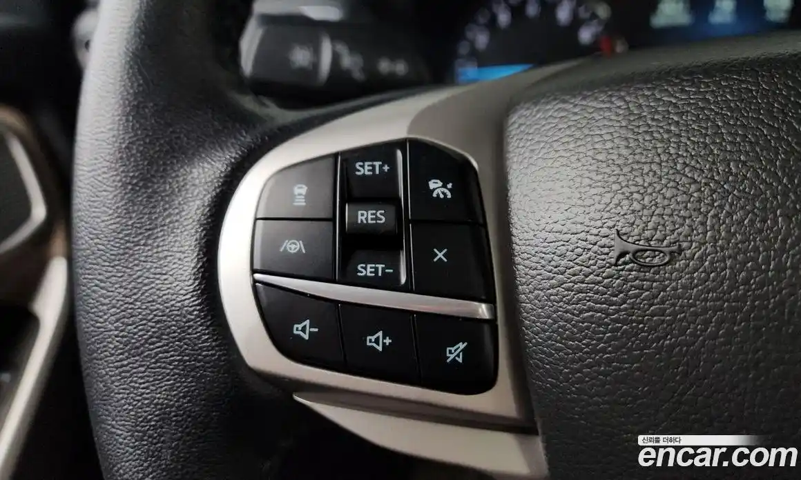 Ford Explorer 2022 2.3 автомат (гидро), фото 15