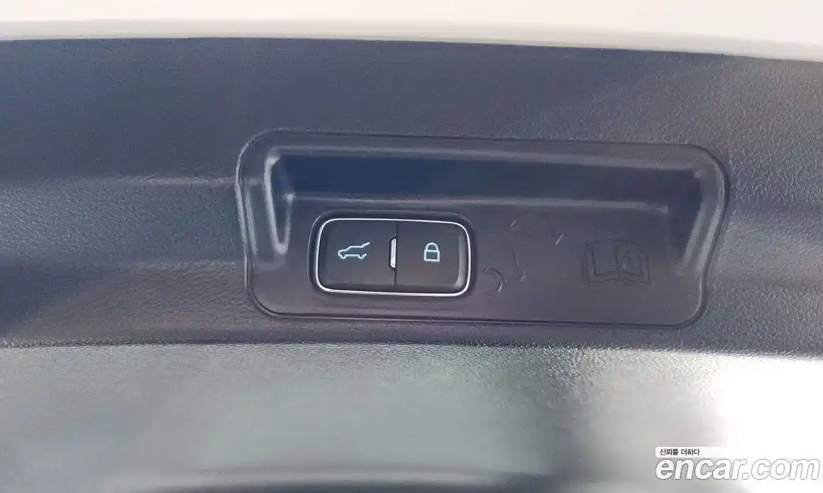 Ford Explorer 2022 2.3 автомат (гидро), фото 18