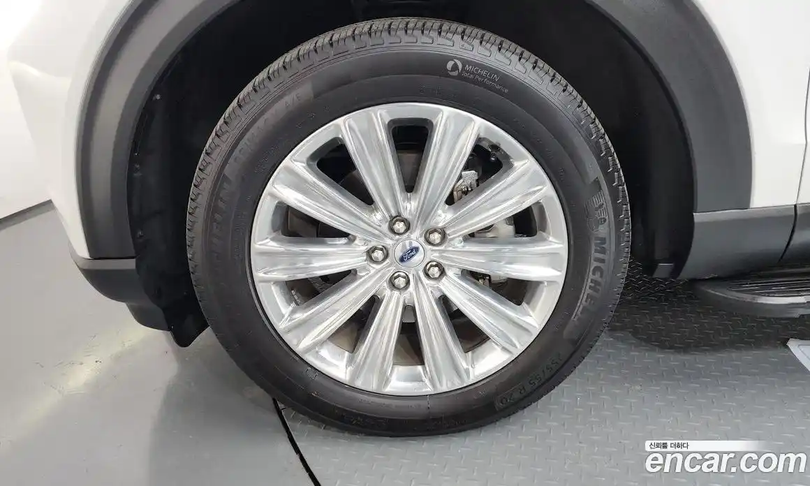 Ford Explorer 2022 2.3 автомат (гидро), фото 5