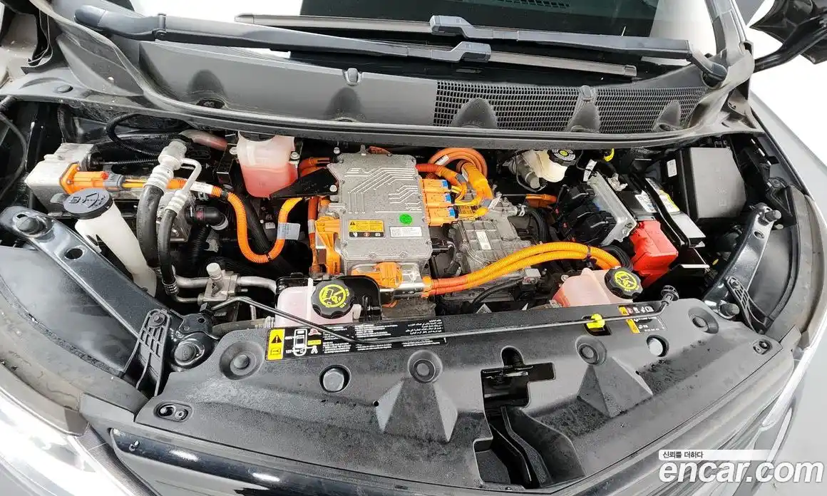 Chevrolet Bolt EV 2020 0.2 гидро, фото 6