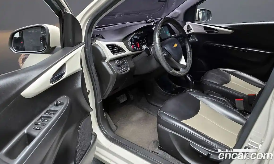 Chevrolet Spark 2015 1.0 автомат (гидро), фото 13