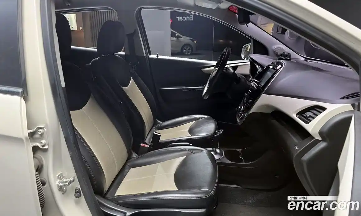 Chevrolet Spark 2015 1.0 автомат (гидро), фото 16