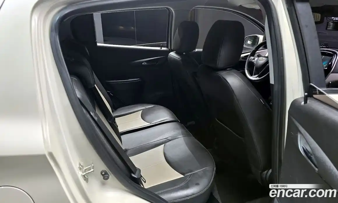 Chevrolet Spark 2015 1.0 автомат (гидро), фото 17