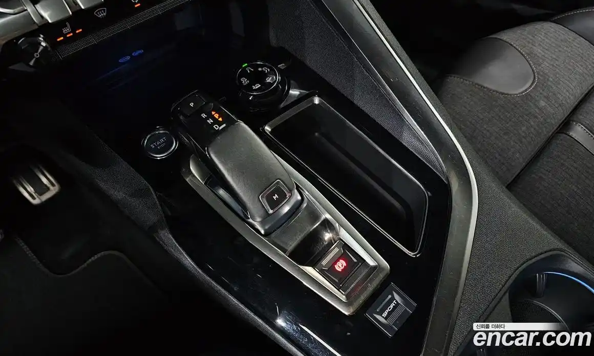 Peugeot 5008 2019 1.5 автомат (гидро), фото 9