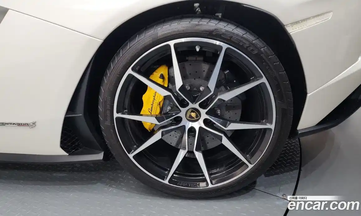 Lamborghini Aventador 2018 6.5 гидро, фото 7
