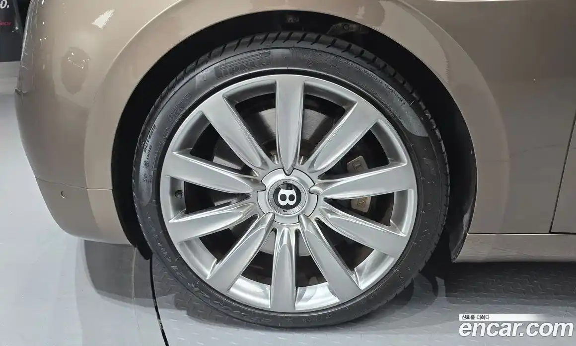 Bentley Flying Spur 2014 6.0 гидро, фото 5