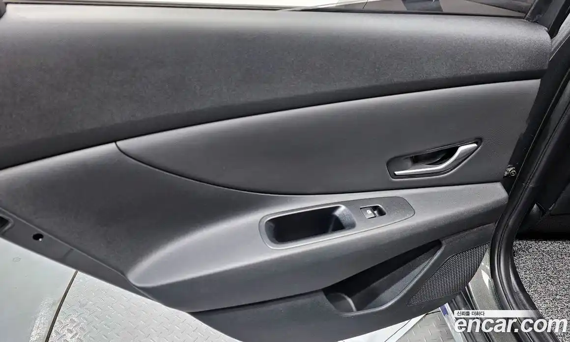 Hyundai Avante 2021 1.6 автомат (гидро), фото 15