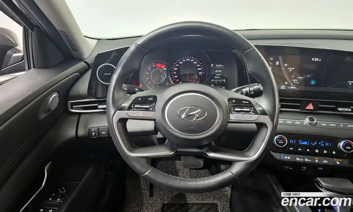 Hyundai Avante 2021 1.6 автомат (гидро), фото 19