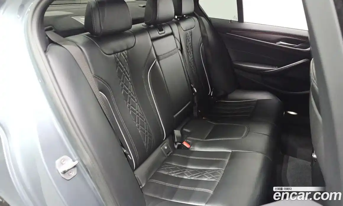 BMW 5 серия 2017 2.0 автомат (гидро), фото 16