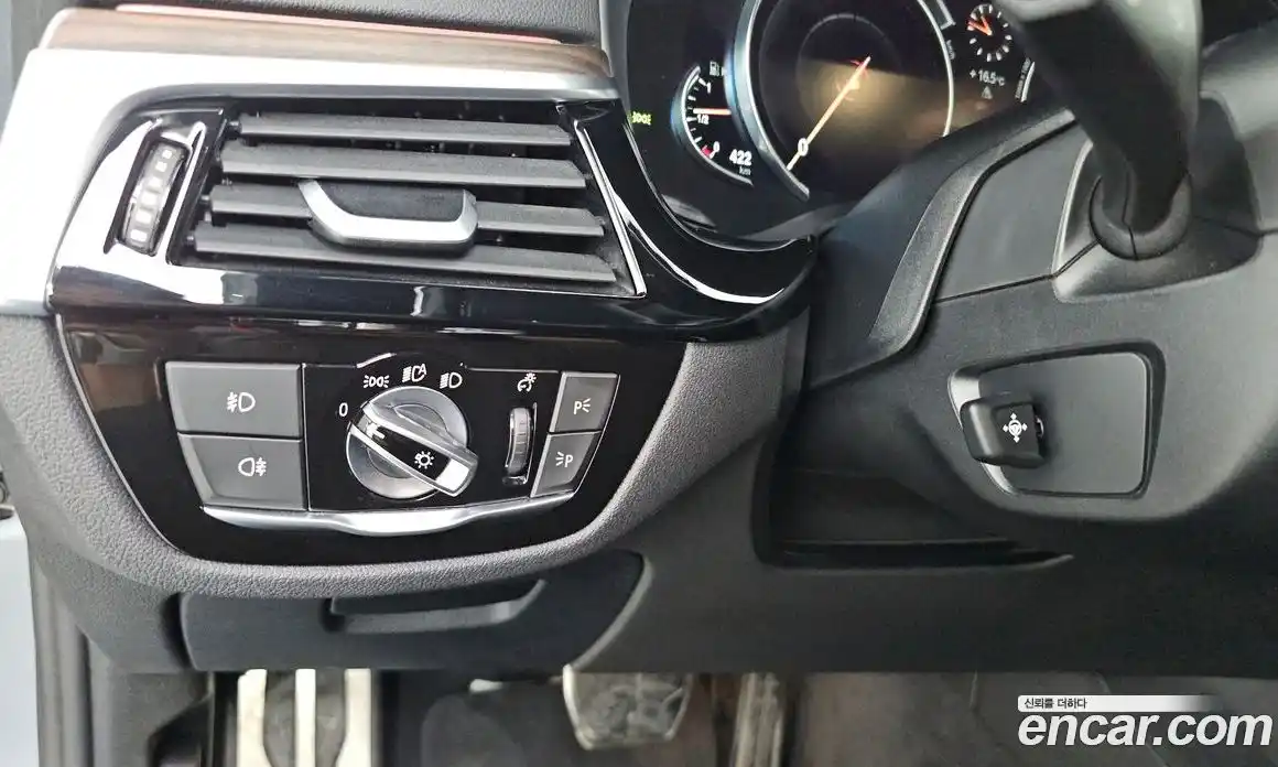 BMW 5 серия 2017 2.0 автомат (гидро), фото 22