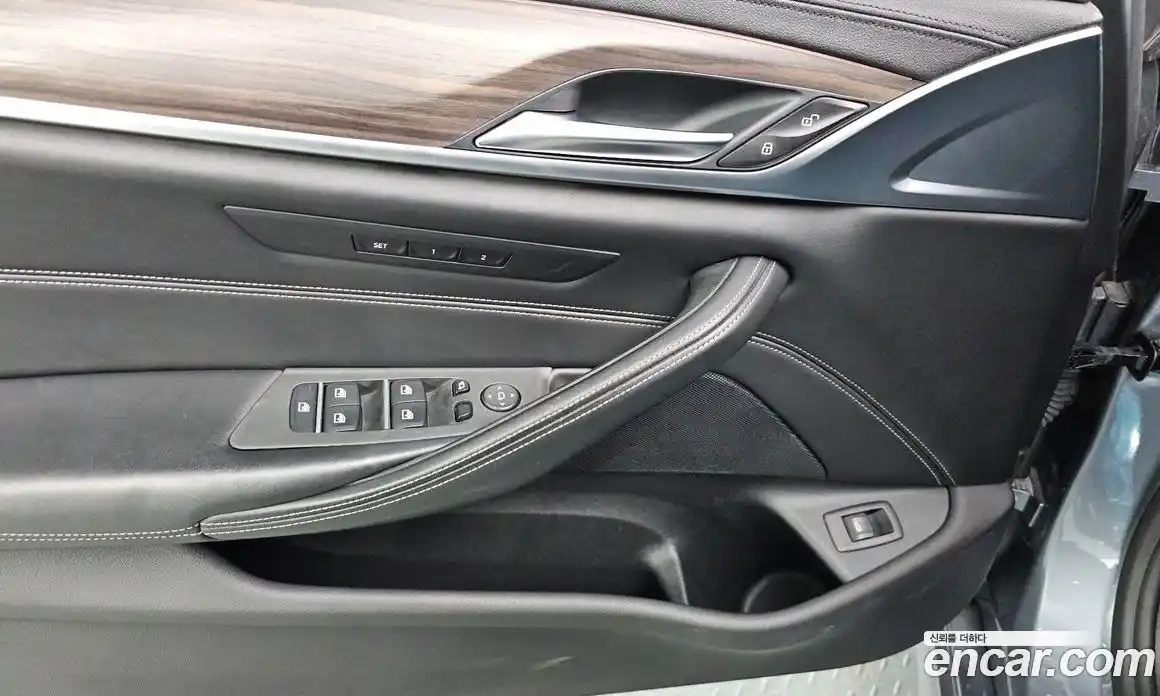 BMW 5 серия 2017 2.0 автомат (гидро), фото 27