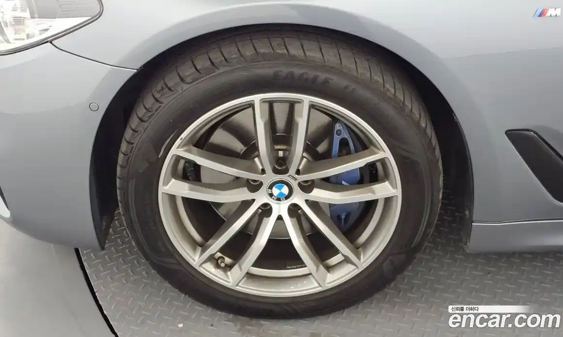 BMW 5 серия 2017 2.0 автомат (гидро), фото 5