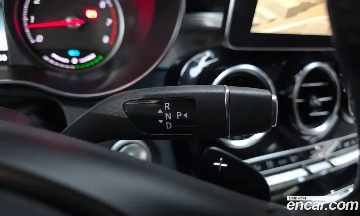 Mercedes-Benz GLC-Class 2019 2.0 автомат (гидро), фото 9