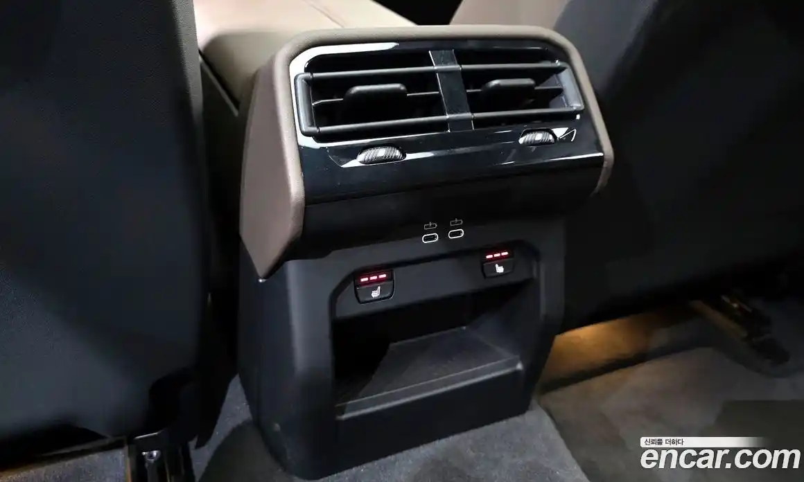 BMW 5-Series 2025 2.0 гидро, фото 13