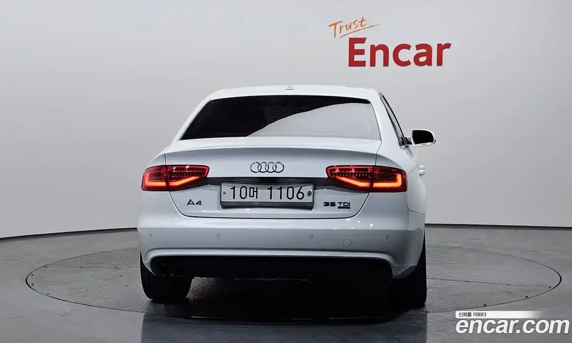 Audi A4 2012 2.0 автомат (гидро), фото 4