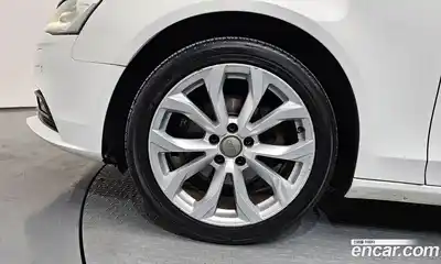 Audi A4 2012 2.0 автомат (гидро), миниатюра 5