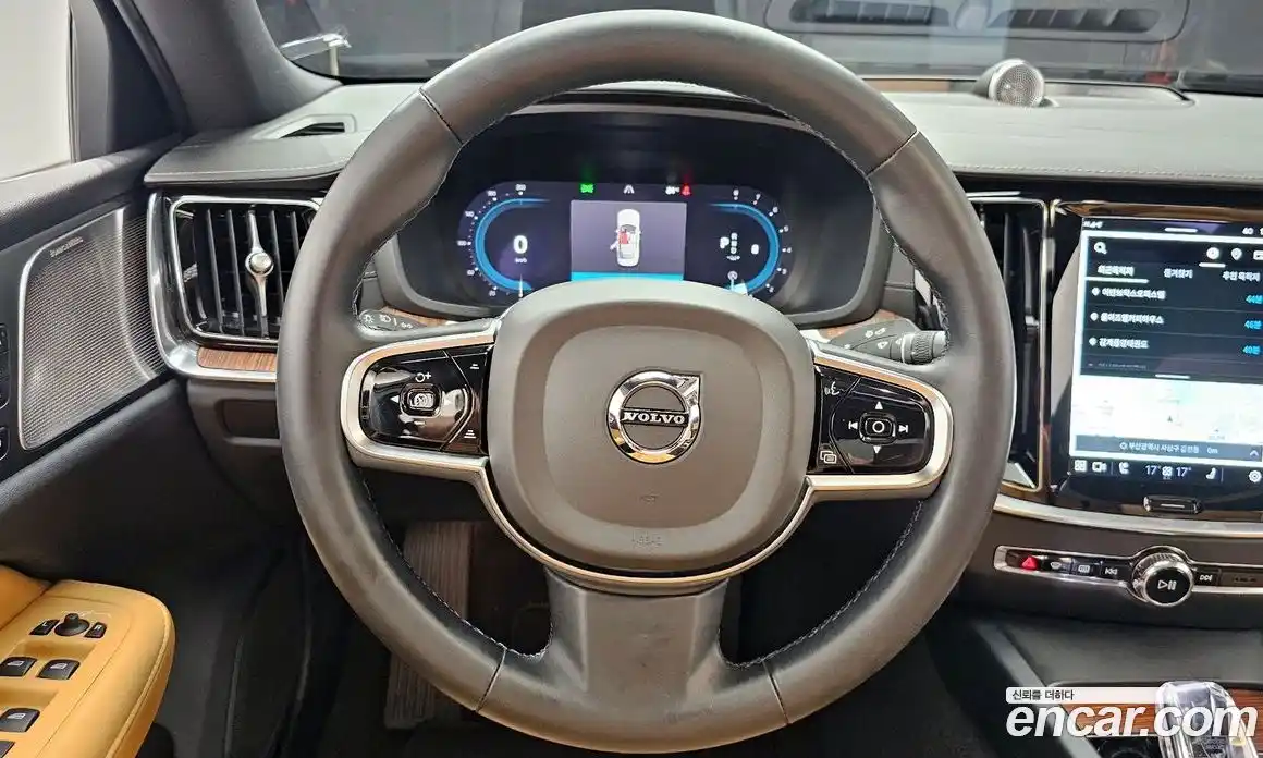 Volvo S60 2023 2.0 автомат (гидро), фото 13