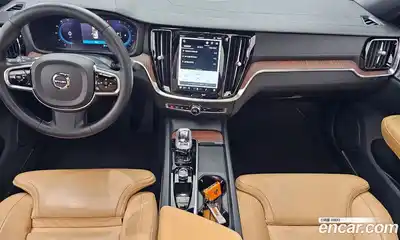 Volvo S60 2023 2.0 автомат (гидро), миниатюра 7