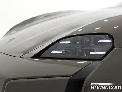 Porsche Taycan 2025 0.1 автомат (гидро), миниатюра 11