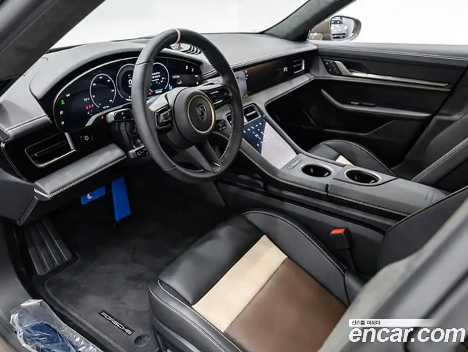 Porsche Taycan 2025 0.1 автомат (гидро), фото 20