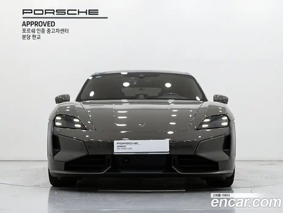 Porsche Taycan 2025 0.1 автомат (гидро), фото 3