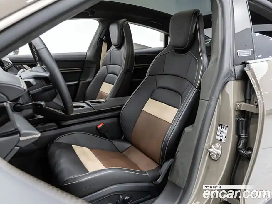 Porsche Taycan 2025 0.1 автомат (гидро), фото 10