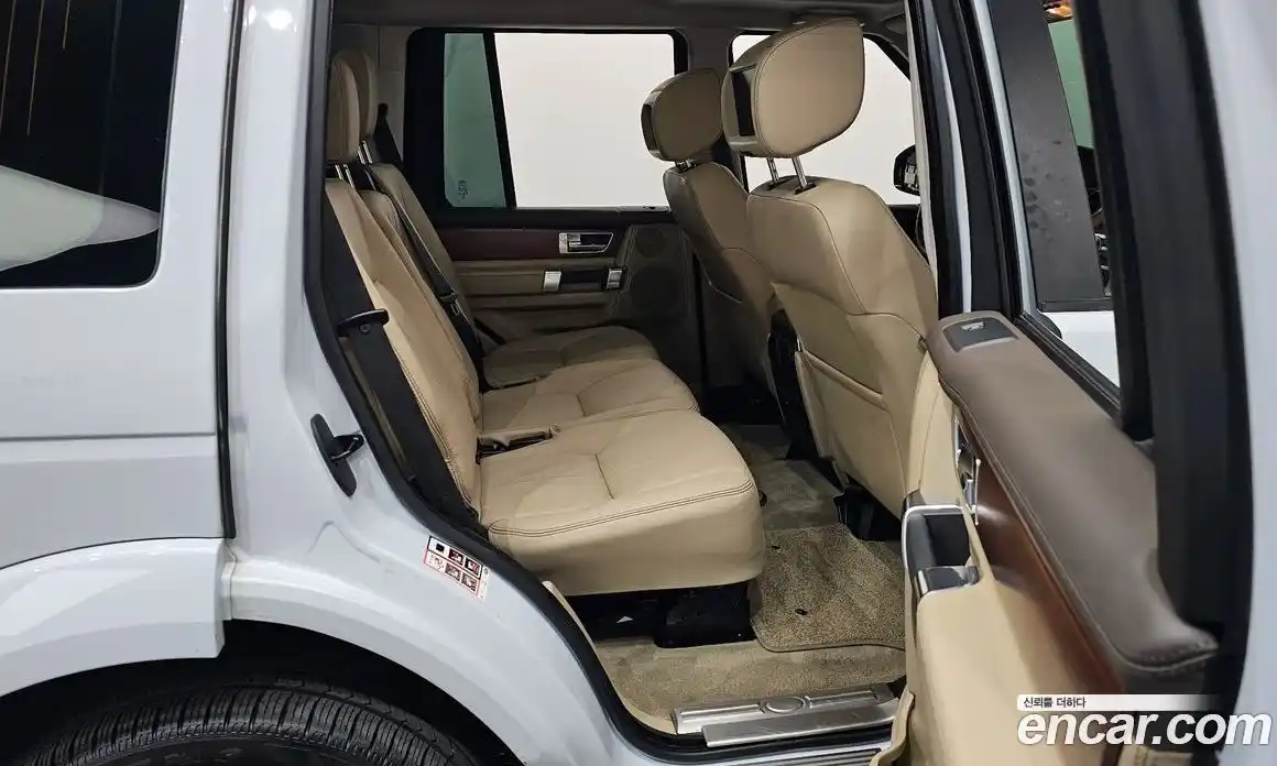 Land Rover Discovery 2016 3.0 автомат (гидро), фото 11