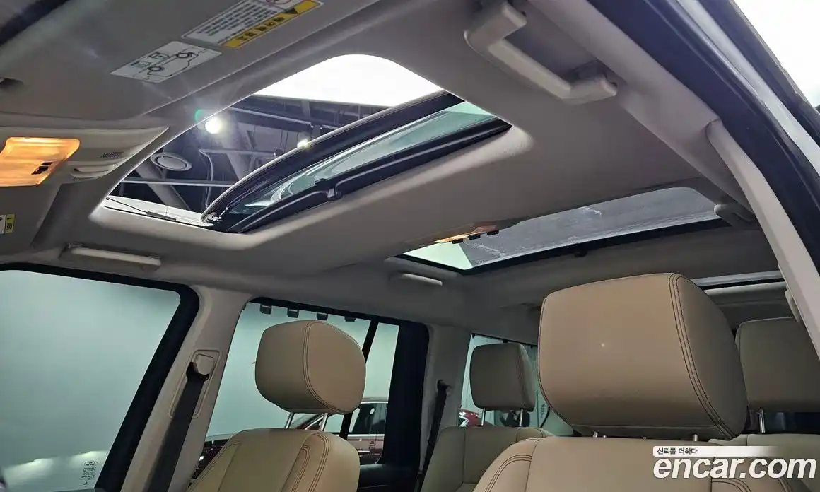 Land Rover Discovery 2016 3.0 автомат (гидро), фото 17