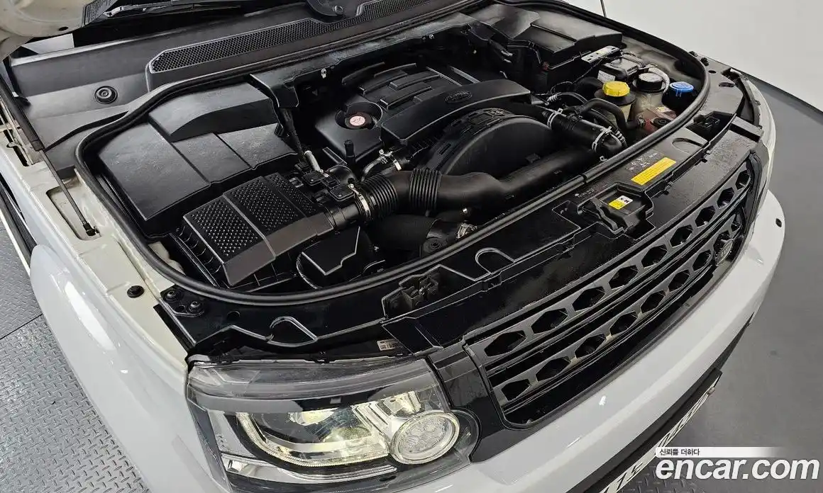 Land Rover Discovery 2016 3.0 автомат (гидро), фото 6