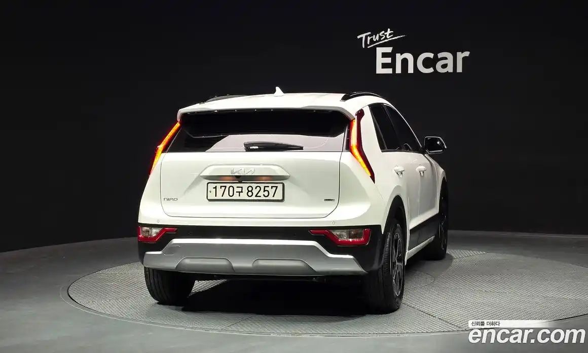 Kia Niro 2022 1.6 гидро, фото 4