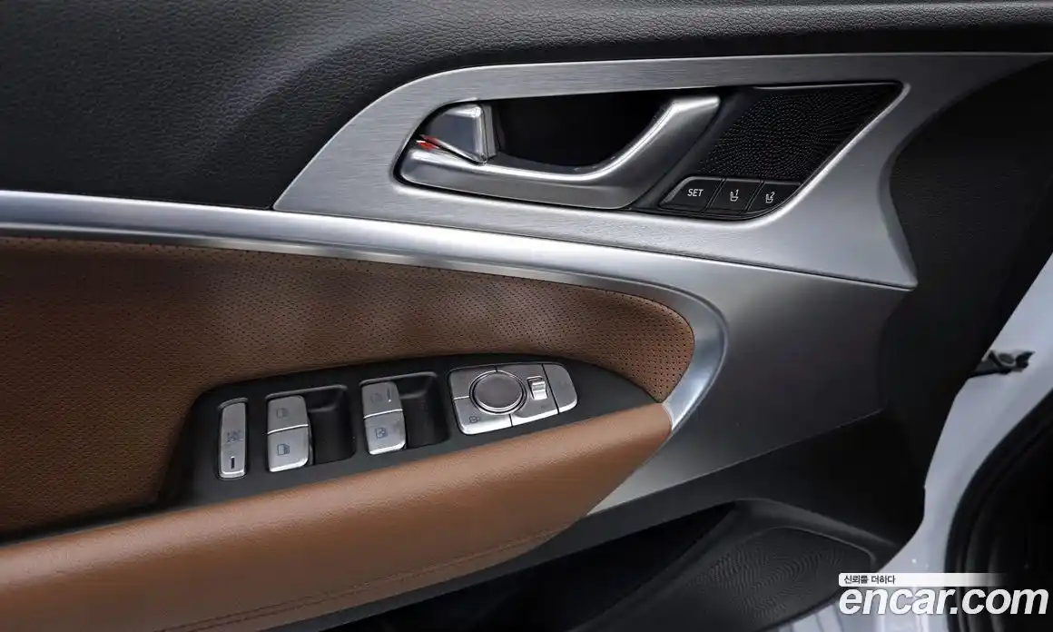 Genesis G70 2018 2.0 автомат (гидро), фото 18