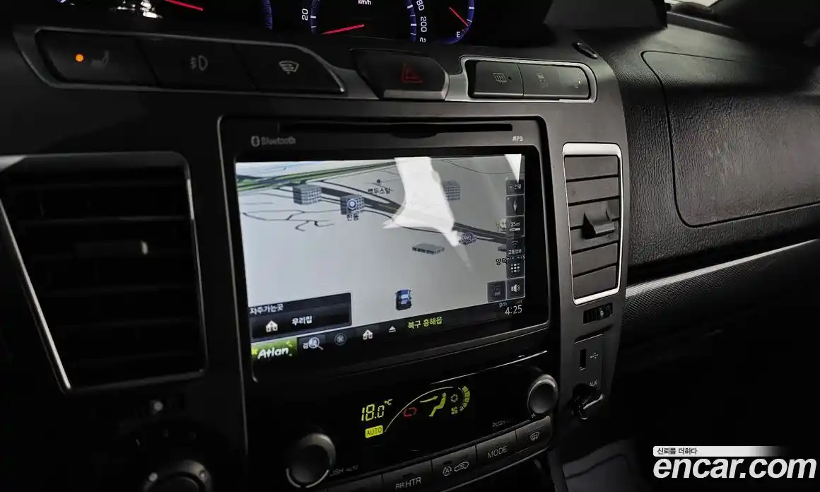 SsangYong Korando 2015 2.0 автомат (гидро), фото 12