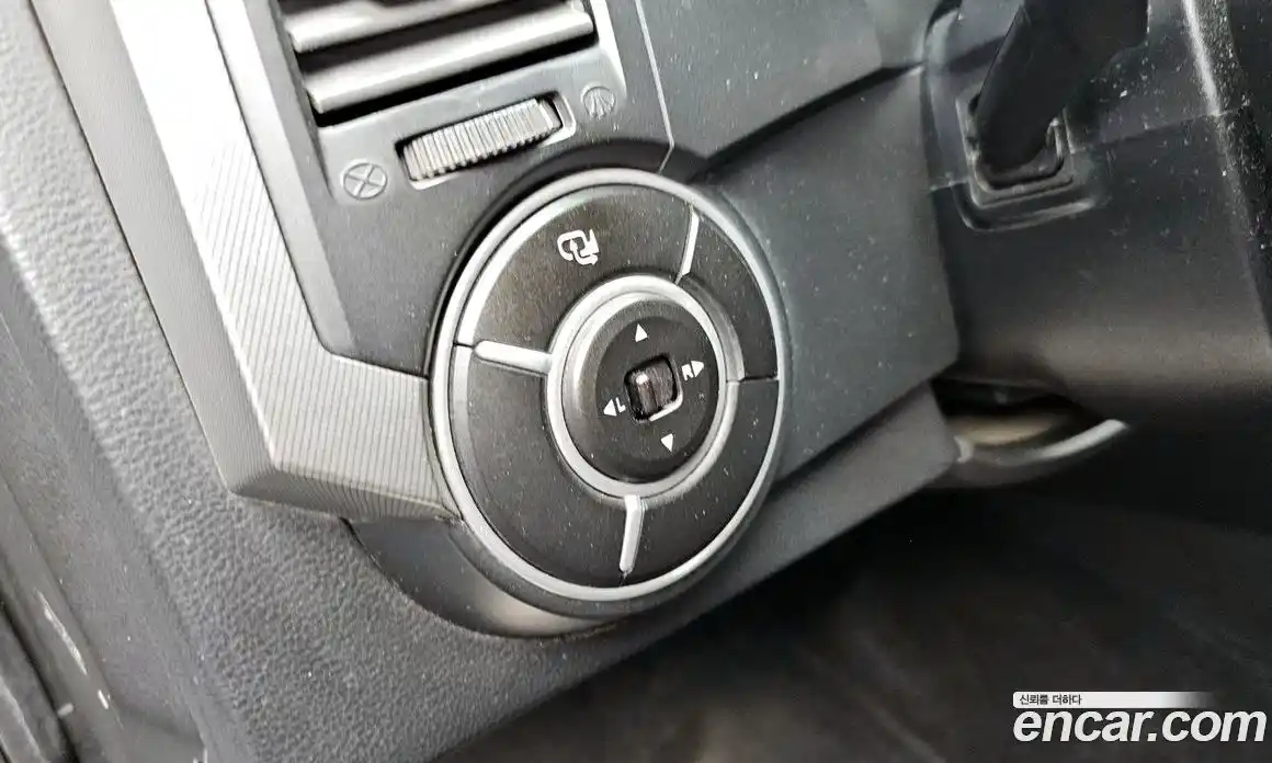 SsangYong Korando 2012 2.0 автомат (гидро), фото 18