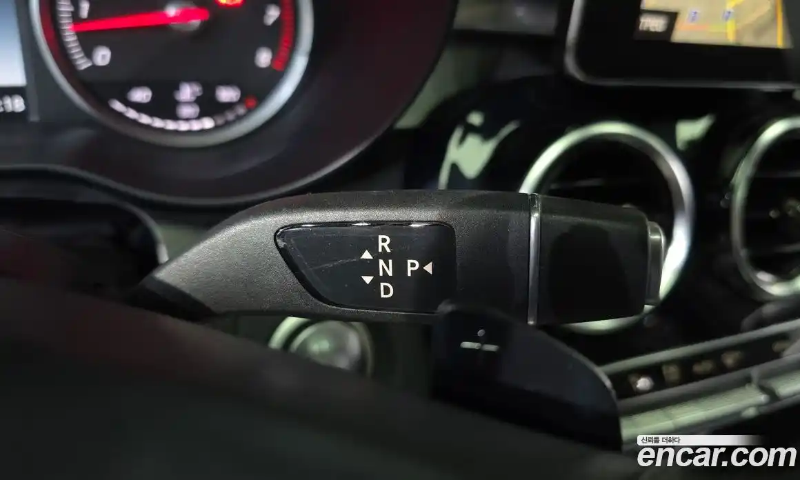 Mercedes-Benz C-Class 2017 2.0 автомат (гидро), фото 12