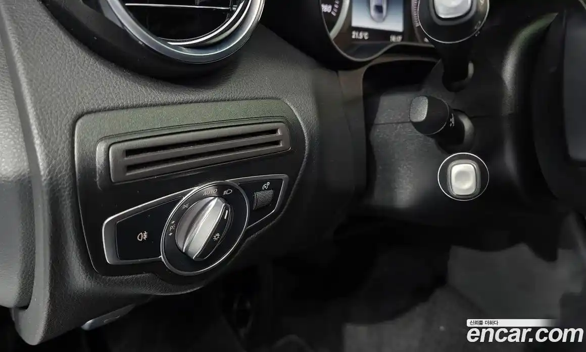 Mercedes-Benz C-Class 2017 2.0 автомат (гидро), фото 22