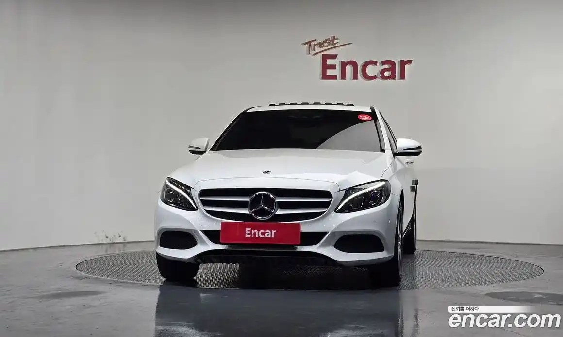 Mercedes-Benz C-Class 2017 2.0 автомат (гидро), фото 3