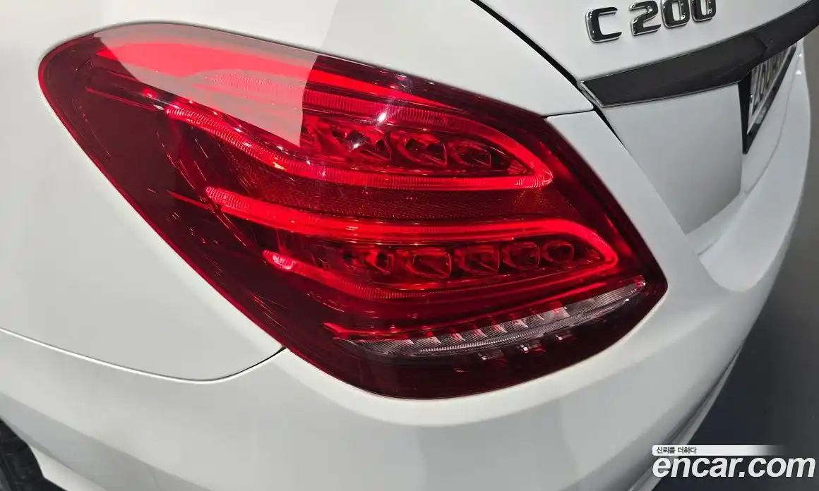 Mercedes-Benz C-Class 2017 2.0 автомат (гидро), фото 9