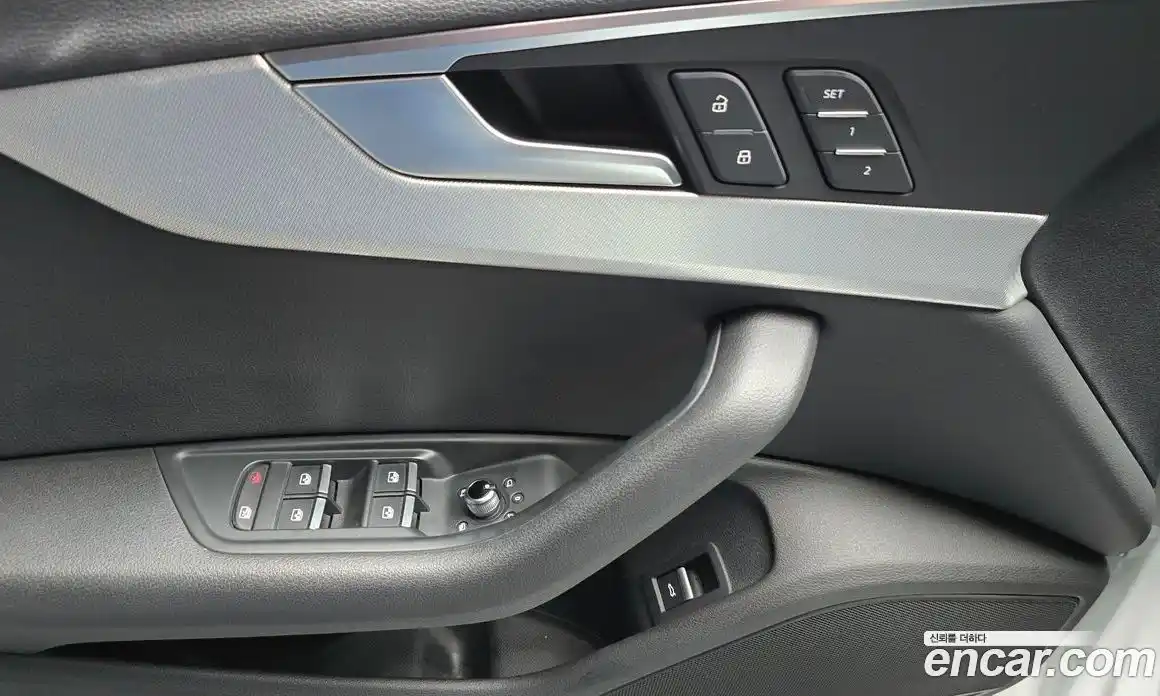 Audi A4 2019 2.0 автомат (гидро), фото 14