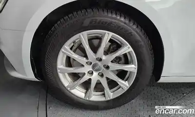 Audi A4 2019 2.0 автомат (гидро), миниатюра 5