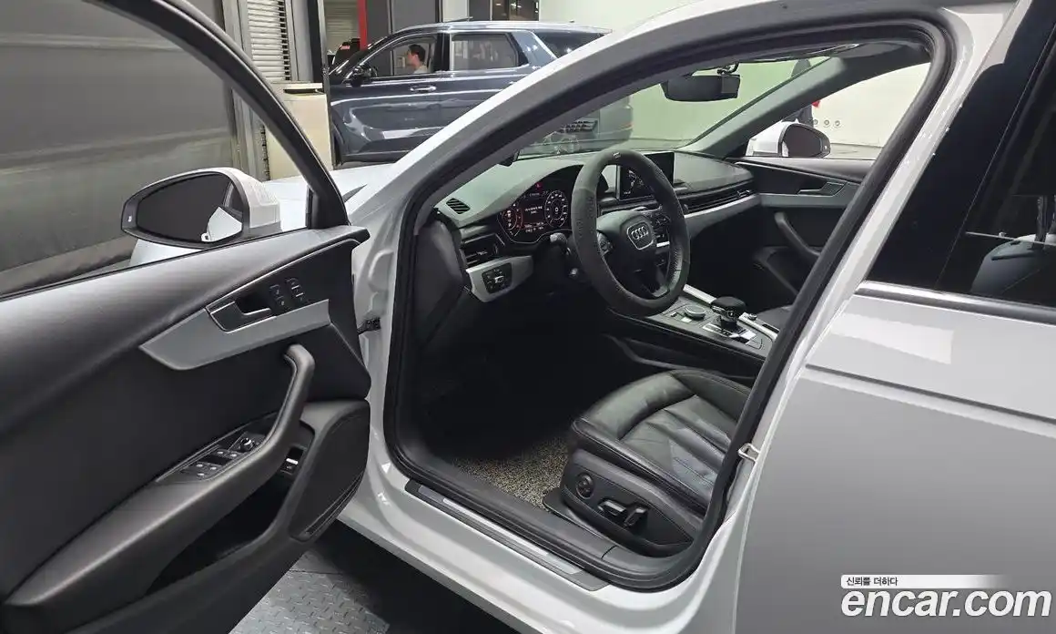 Audi A4 2019 2.0 автомат (гидро), фото 10