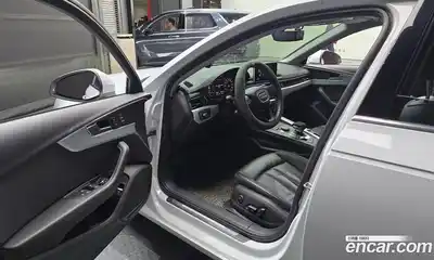 Audi A4 2019 2.0 автомат (гидро), миниатюра 10
