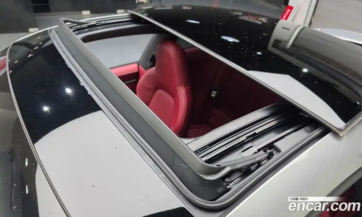 Porsche 911 2024 3.0 автомат (гидро), фото 19