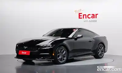 Ford Mustang, 2025, 553 км