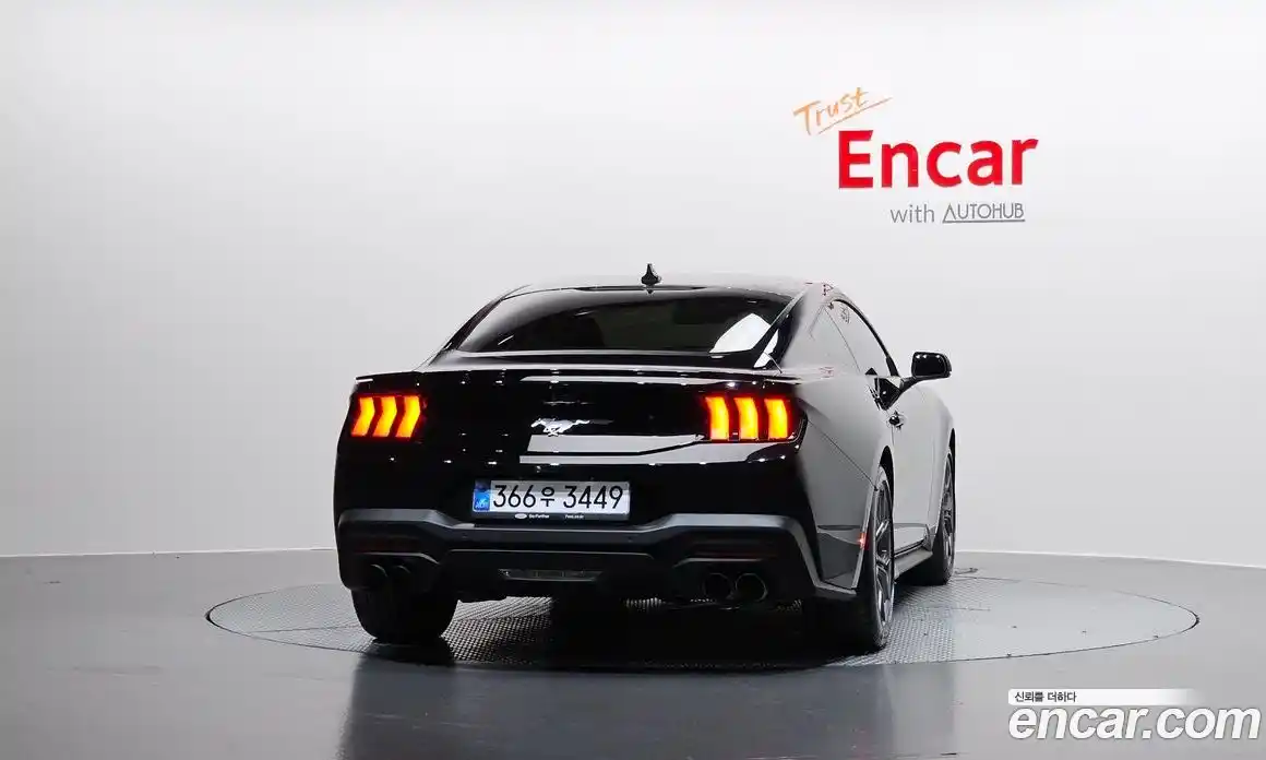 Ford Mustang 2025 2.3 автомат (гидро), фото 4