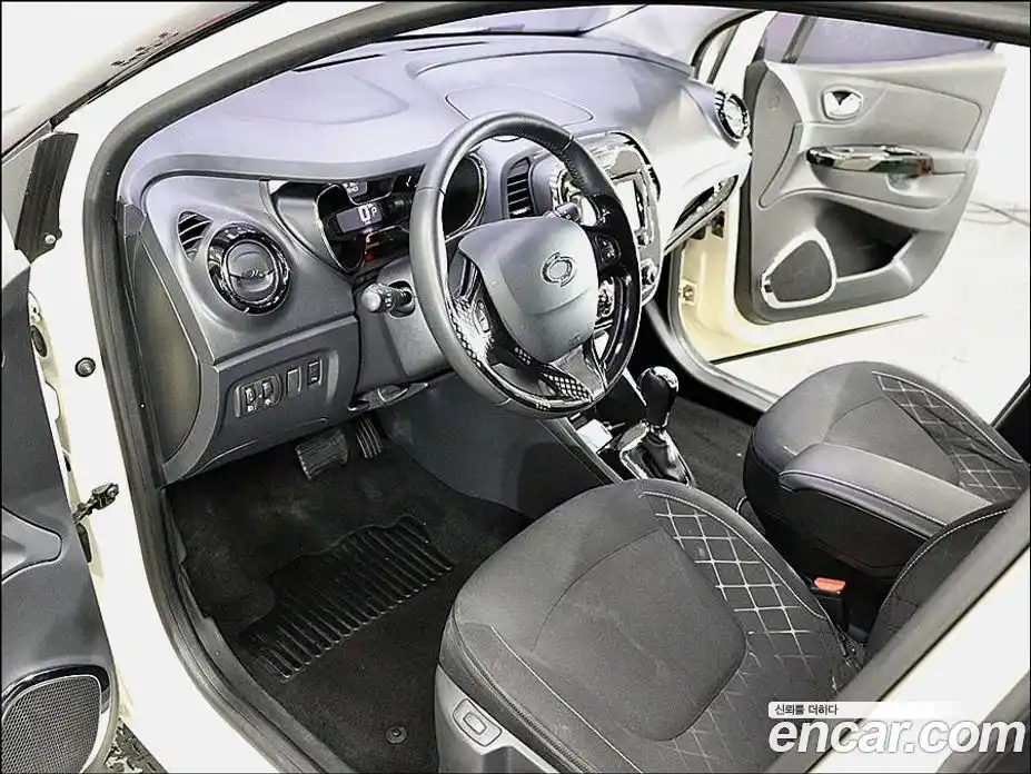 Renault QM3 2015 1.5 гидро, фото 16