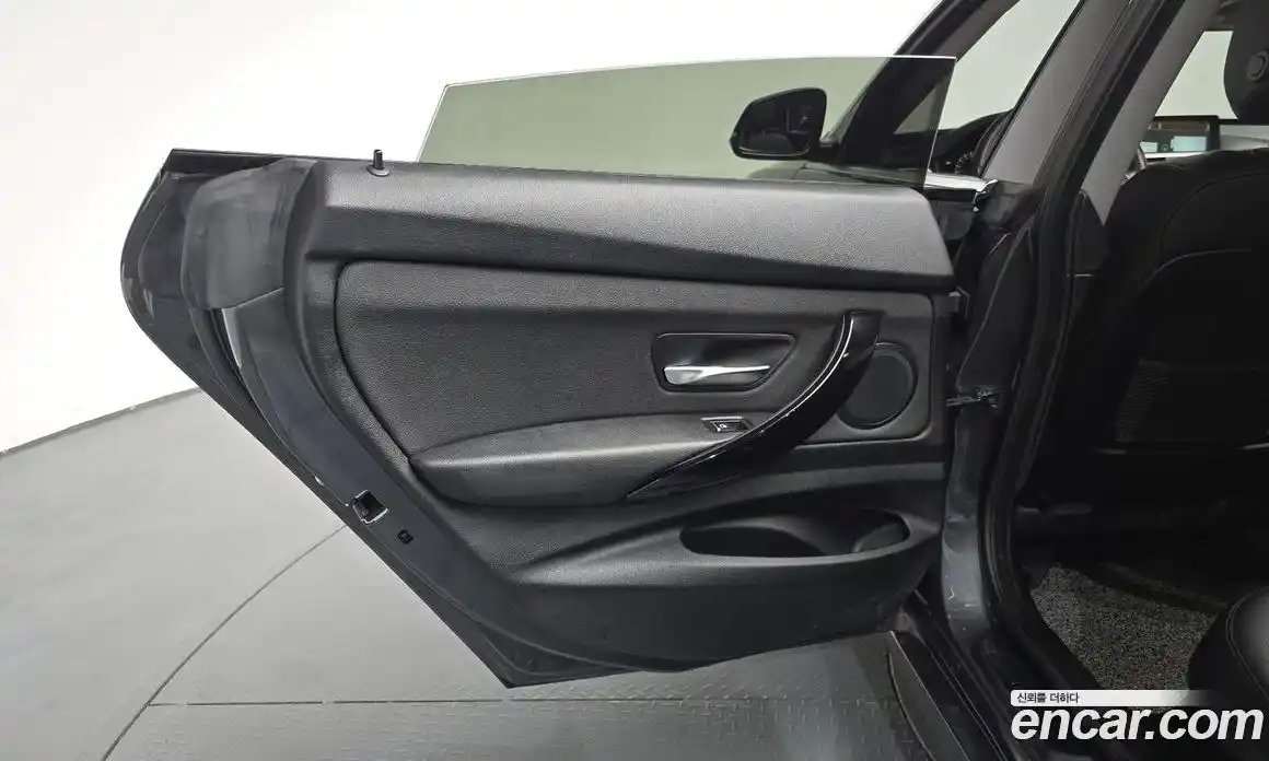 BMW 3 серия 2020 2.0 автомат (гидро), фото 14