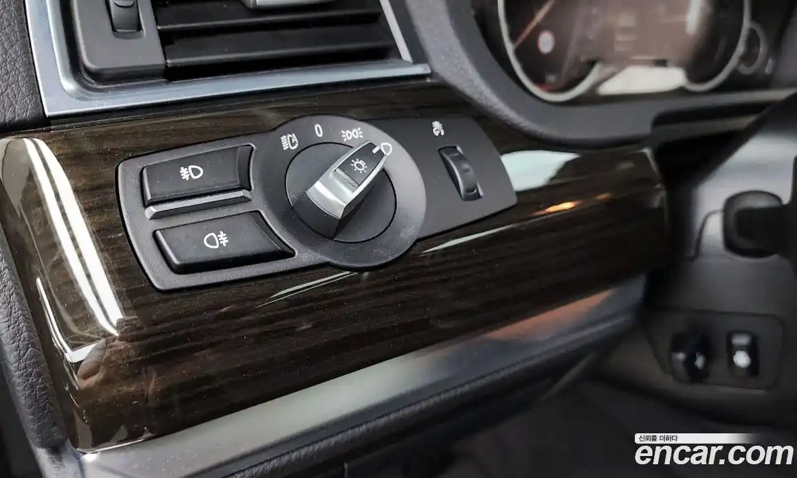 BMW 5 серия 2014 2.0 автомат (гидро), фото 16