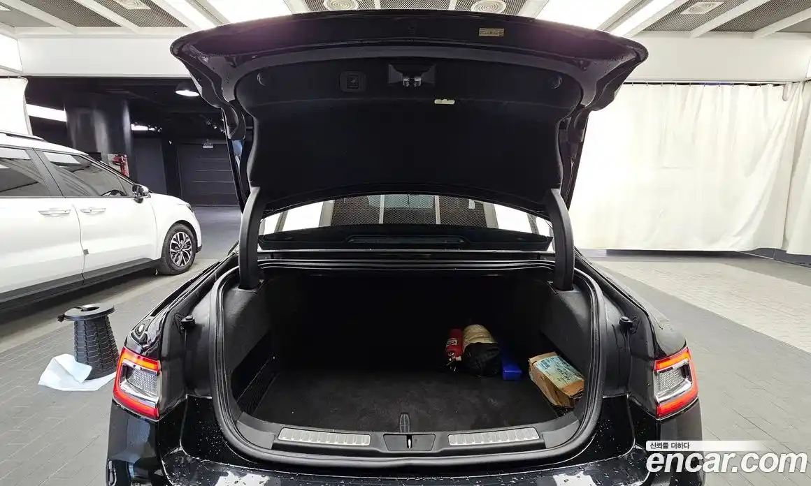 Lincoln Continental 2017 3.0 гидро, фото 20